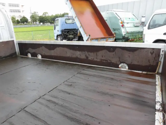 日産 アトラス PB-AKR81A(2WD)の写真5