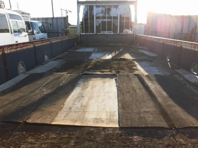 いすゞ フォワード PB-FRR35H3S(2WD)の写真3