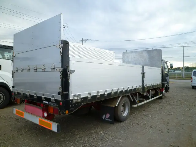 三菱 ファイター PA-FK61F(2WD)の写真2