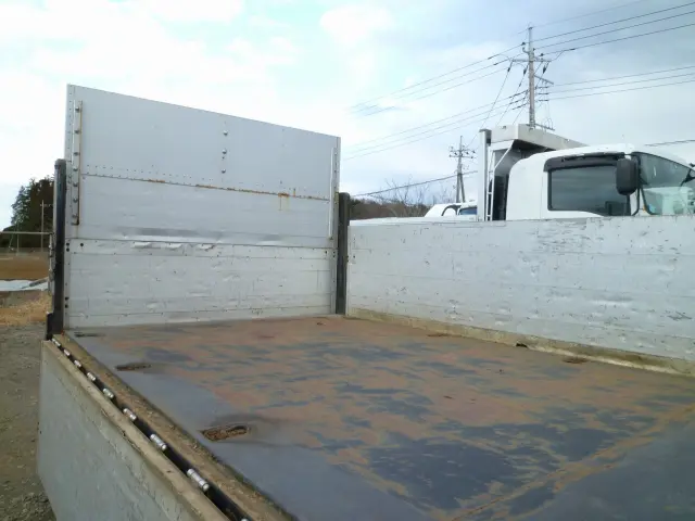 三菱 ファイター PA-FK61F(2WD)の写真4