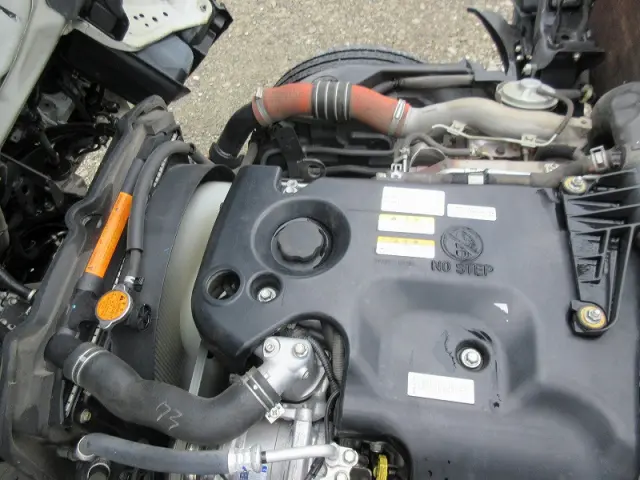 いすゞ エルフ TRG-NHR85A(2WD)の写真8