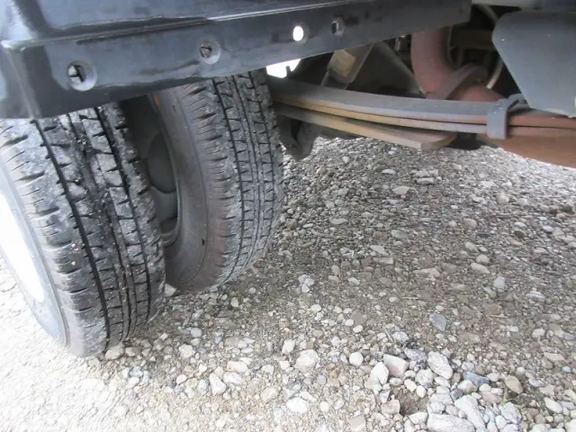 いすゞ エルフ TRG-NHR85A(2WD)の写真9