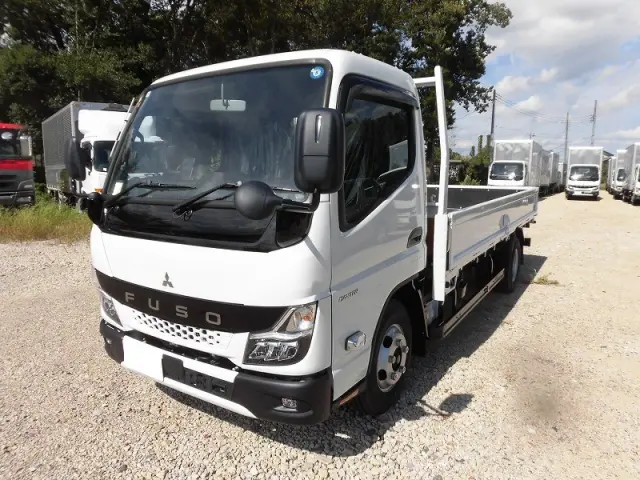 三菱 キャンター 2RG-FEA20(2WD)の写真1