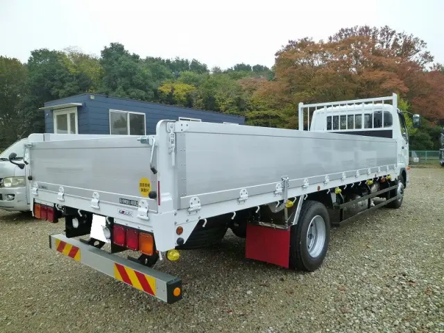 三菱 ファイター 2KG-FK62FZ(2WD)の写真2