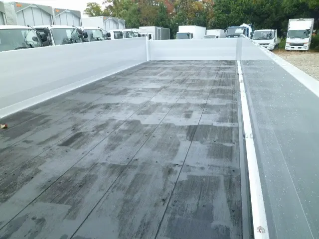 三菱 ファイター 2KG-FK62FZ(2WD)の写真4