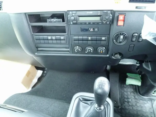 三菱 ファイター 2KG-FK62FZ(2WD)の写真6