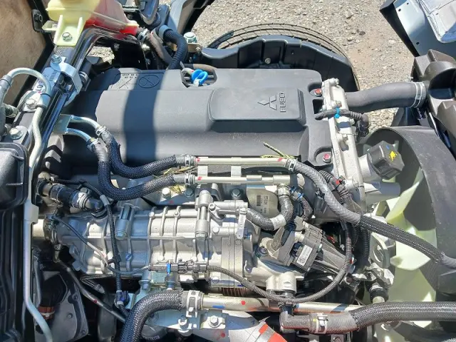 三菱 キャンター 2RG-FEA20(2WD)の写真8