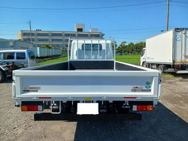 三菱 キャンター 2RG-FEB50(2WD)の写真4