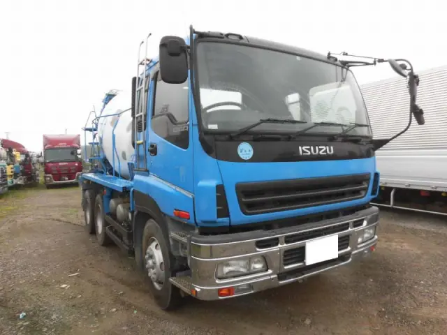 いすゞ ギガ PJ-CXZ77K6(6x4)の写真5