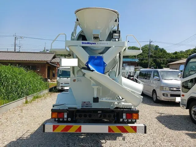 三菱 ファイター 2KG-FK72F(2WD)の写真4