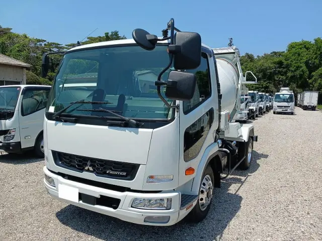 三菱 ファイター 2KG-FK72F(2WD)の写真1
