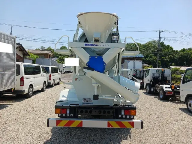三菱 ファイター 2KG-FK72F(2WD)の写真4