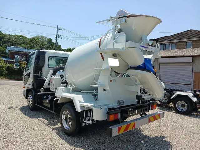 三菱 ファイター 2KG-FK72F(2WD)の写真5