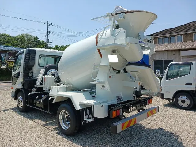 三菱 ファイター 2KG-FK72F(2WD)の写真5