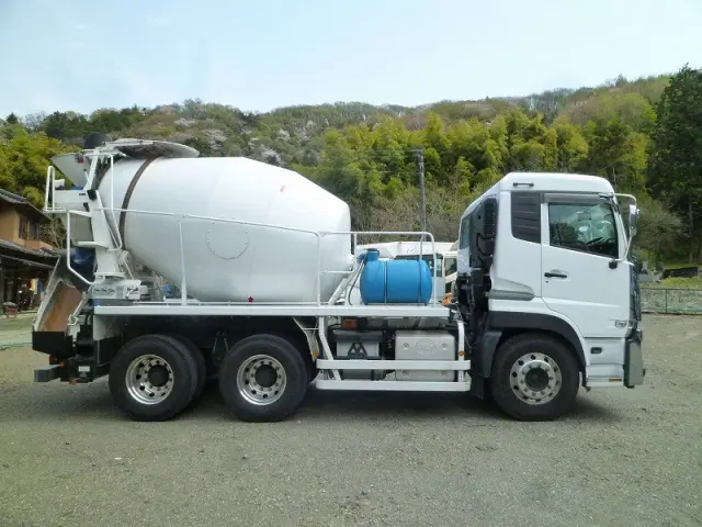 UD クオン 2PG-CW4DL(6x4)の写真4