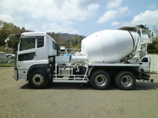 UD クオン 2PG-CW4DL(6x4)の写真5