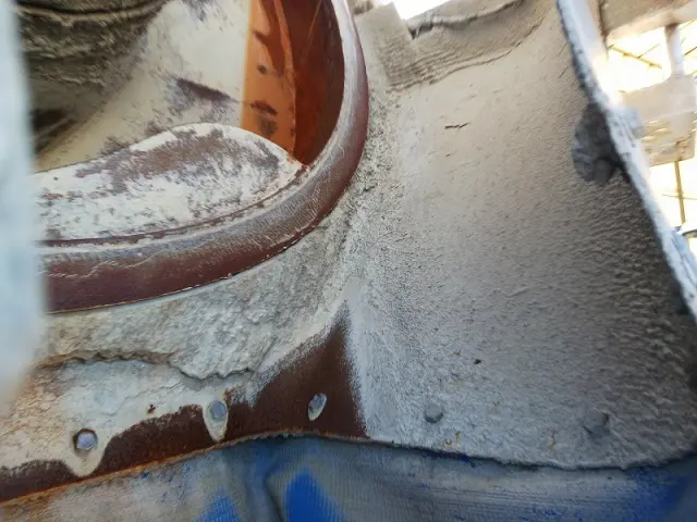 いすゞ フォワード LKG-FTR90S2(2WD)の写真31