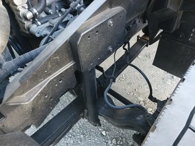 いすゞ フォワード LKG-FTR90S2(2WD)の写真40