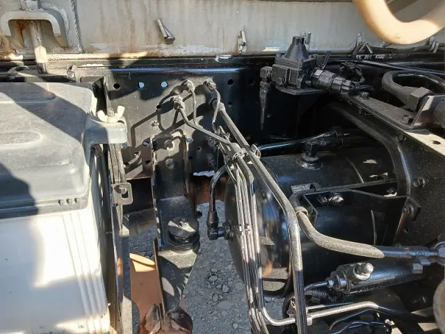 いすゞ フォワード LKG-FTR90S2(2WD)の写真46