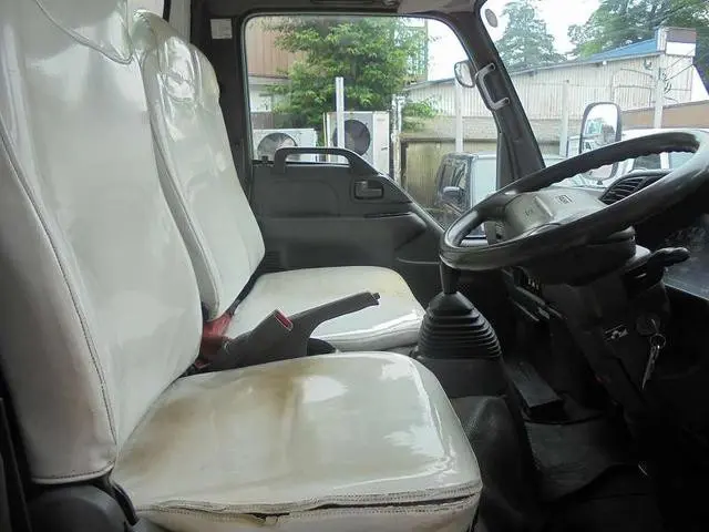 日産 アトラス KR-AKR81EP改(2WD)の写真7