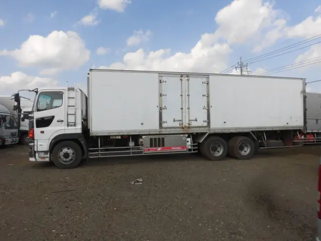 日野 プロフィア KS-FR2PWJA(6x2)の写真6