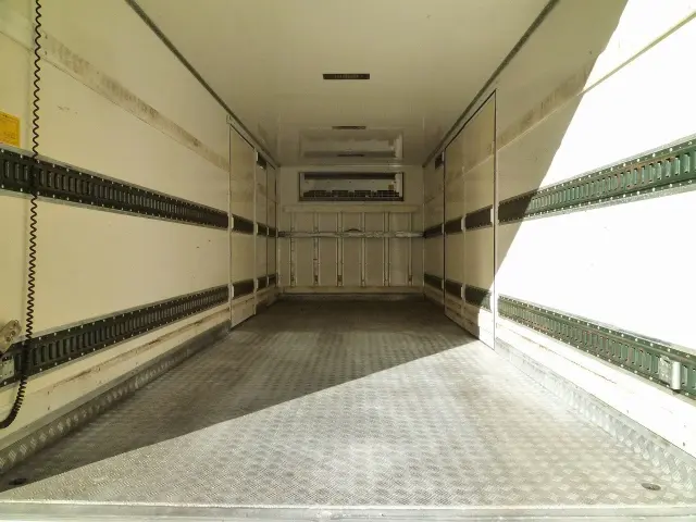 日野 レンジャー TKG‐FD7JLAA(2WD)の写真3