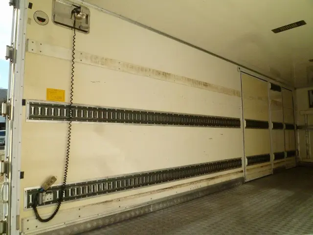 日野 レンジャー TKG‐FD7JLAA(2WD)の写真4