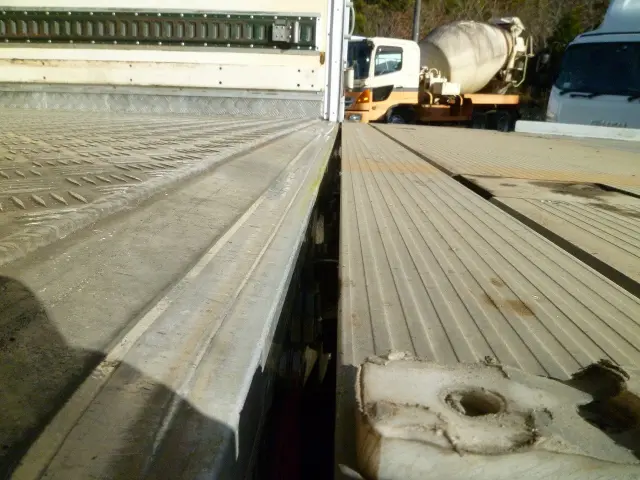 日野 レンジャー TKG‐FD7JLAA(2WD)の写真5