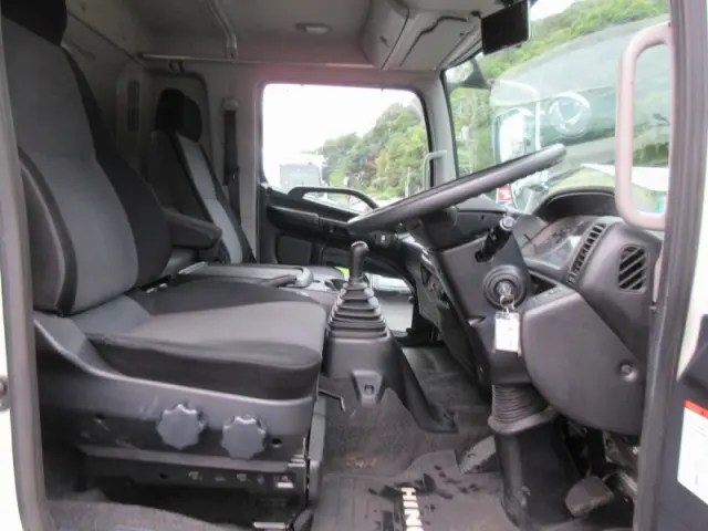 日野 レンジャー TKG‐FD7JLAA(2WD)の写真7