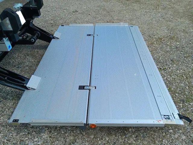 三菱 ファイター 2KG-FK65F(2WD)の写真6