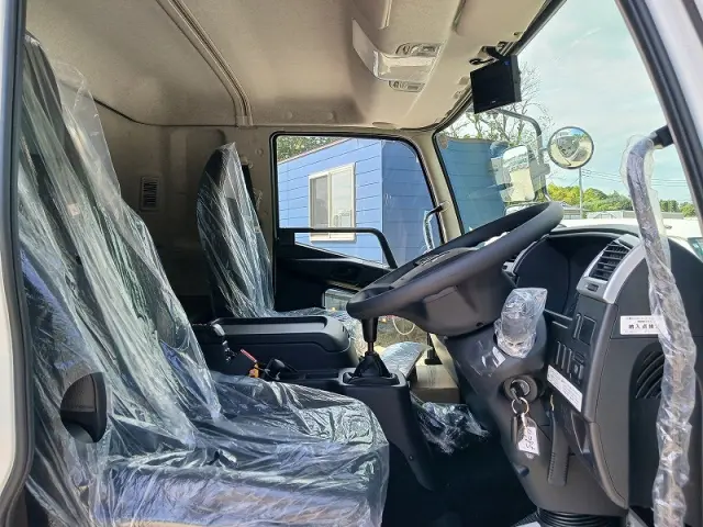 三菱 ファイター 2KG-FK65F(2WD)の写真7