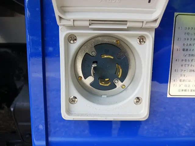 三菱 ファイター 2KG-FK65F(2WD)の写真30