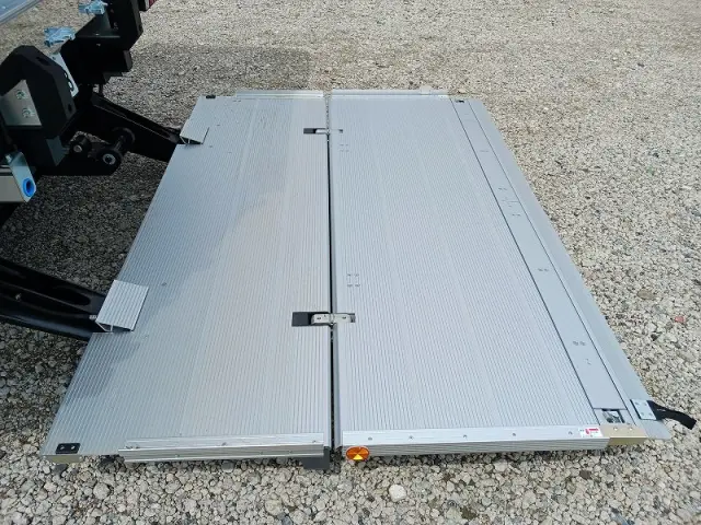 三菱 ファイター 2KG-FK65F(2WD)の写真6