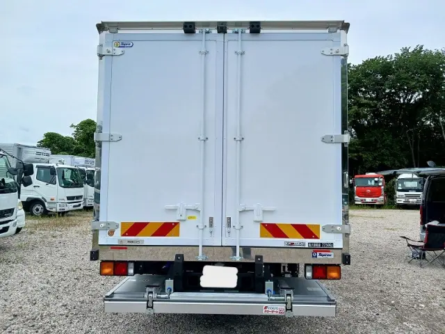 三菱 ファイター 2KG-FK65F(2WD)の写真14