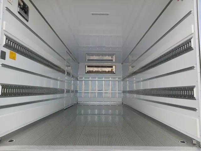 三菱 ファイター 2KG-FK65F(2WD)の写真3