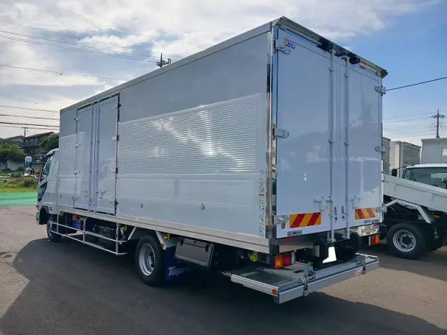 三菱 ファイター 2KG-FK65F(2WD)の写真13