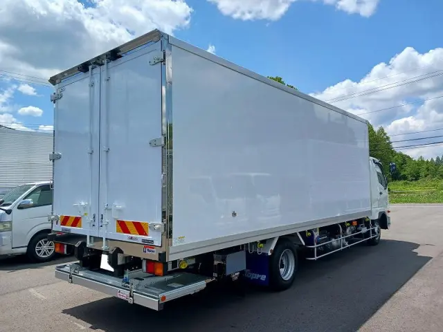 三菱 ファイター 2KG-FK65F(2WD)の写真2