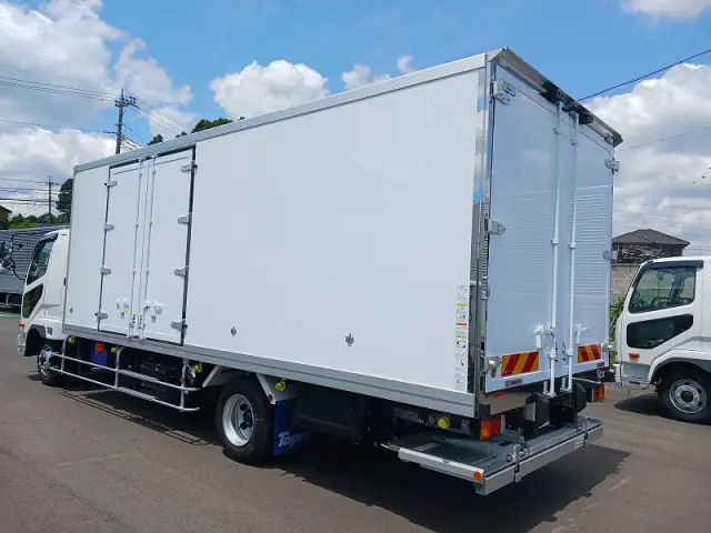 三菱 ファイター 2KG-FK65F(2WD)の写真13
