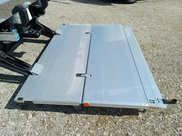 三菱 ファイター 2KG-FK65F(2WD)の写真6