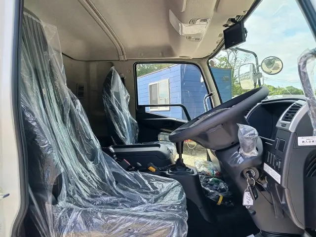 三菱 ファイター 2KG-FK65F(2WD)の写真7