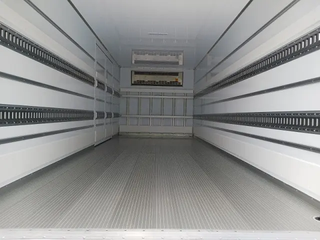 三菱 ファイター 2KG-FK65F(2WD)の写真3