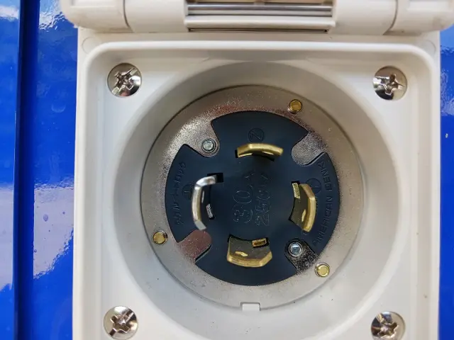 三菱 ファイター 2KG-FK65F(2WD)の写真30
