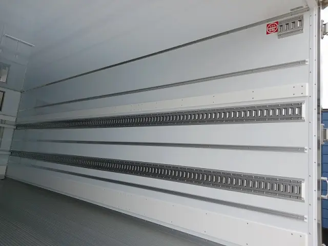 三菱 ファイター 2KG-FK65F(2WD)の写真15