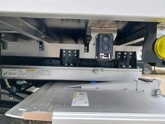 三菱 ファイター 2KG-FK65F(2WD)の写真30