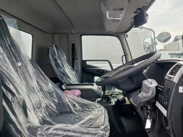三菱 ファイター 2KG-FK65F(2WD)の写真7