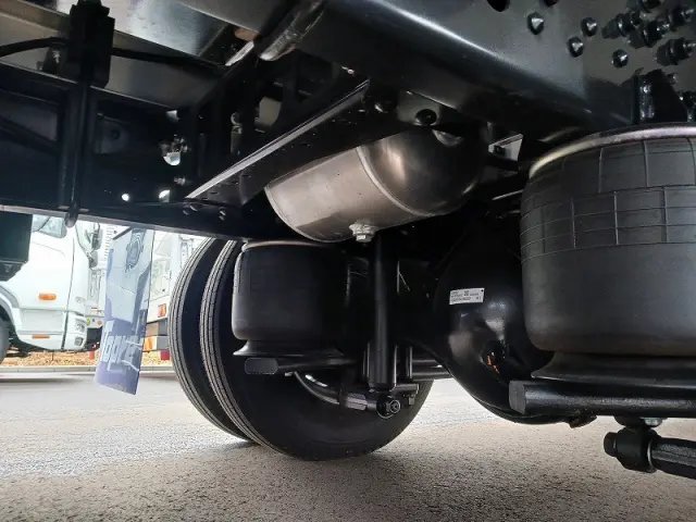 三菱 ファイター 2KG-FK65F(2WD)の写真9