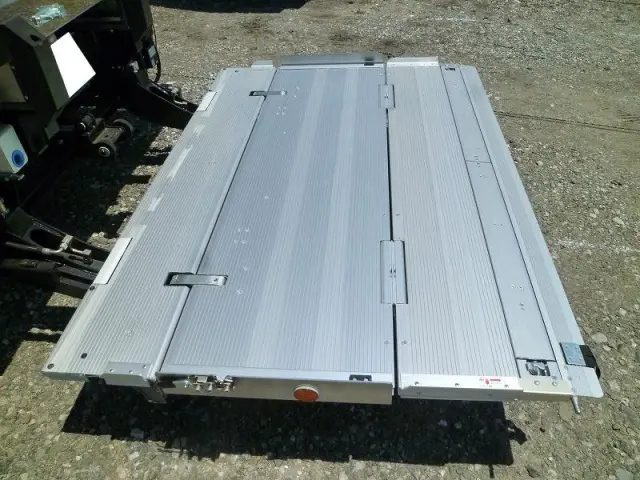 三菱 キャンター 2PG-FEB80(2WD)の写真5