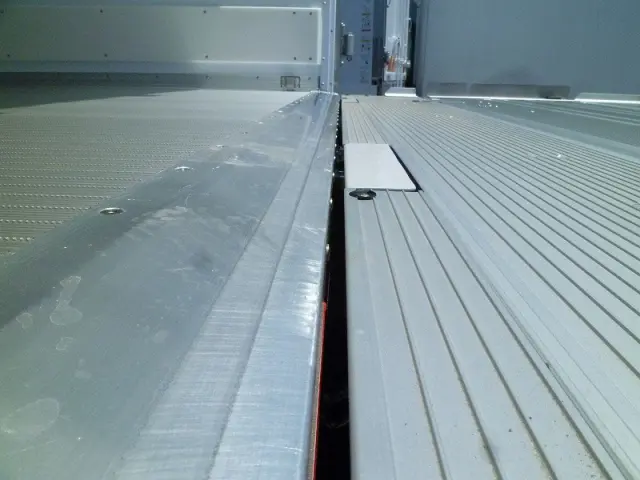 三菱 キャンター 2PG-FEB80(2WD)の写真6