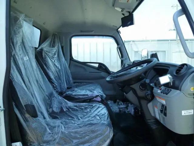 三菱 キャンター 2PG-FEB80(2WD)の写真7
