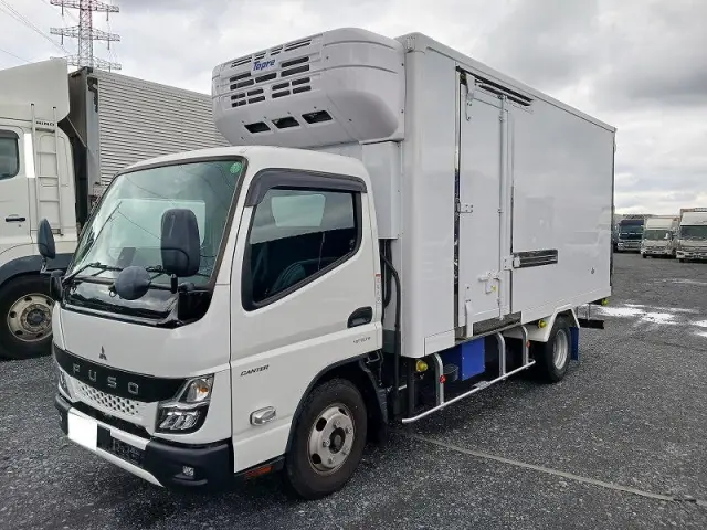 三菱 キャンター 2RG-FEA20(2WD)の写真12